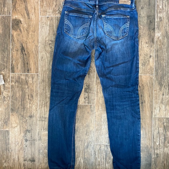 Hollister Jeans - Picture 3 of 3